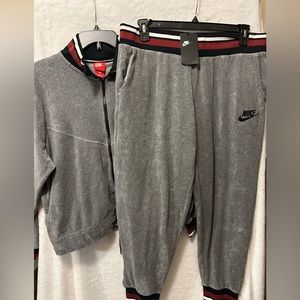 COPY - Nike. Women’s. Gray velour jogging suit.